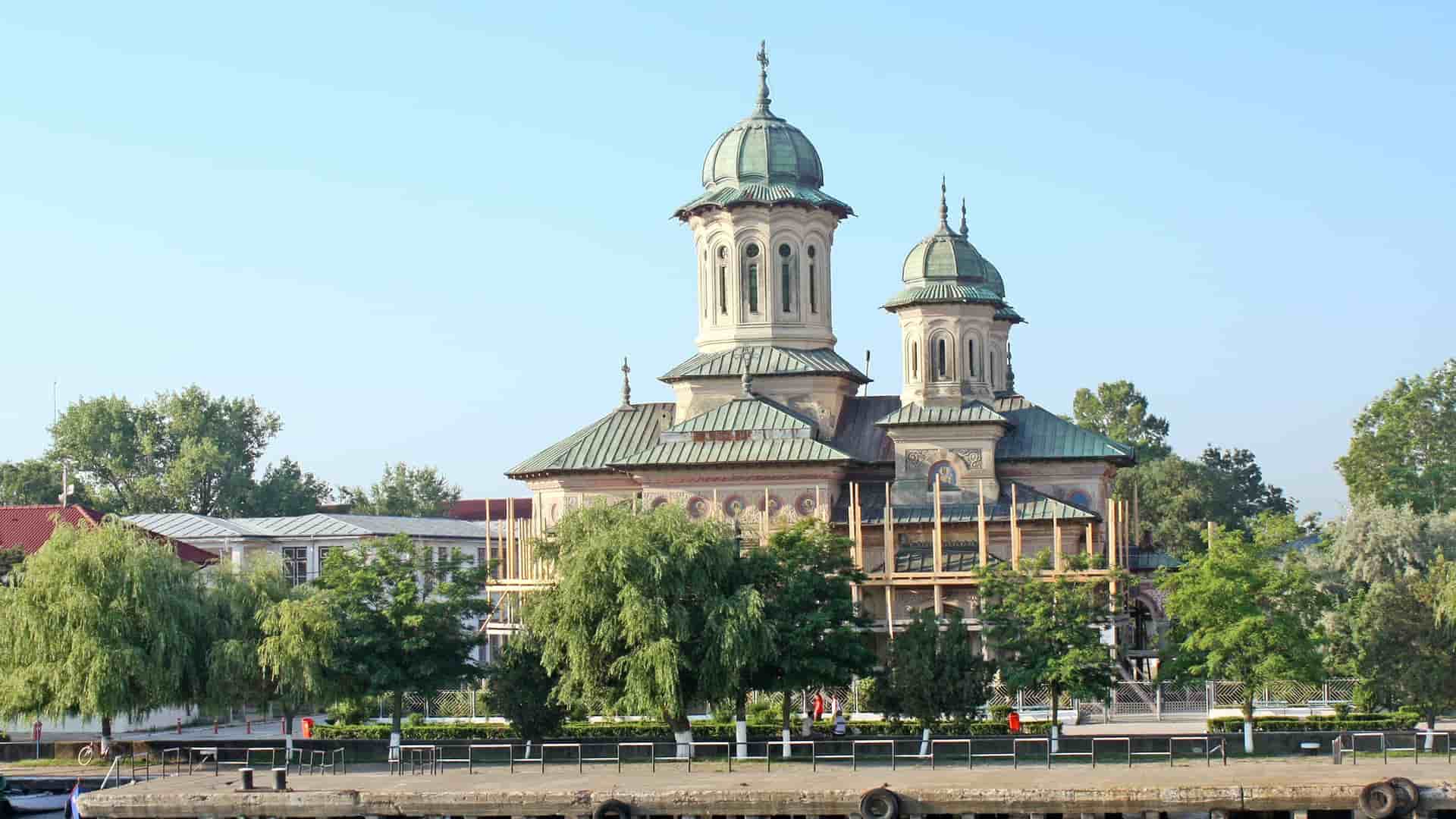Statue of Liberty replica in Giurgiu.