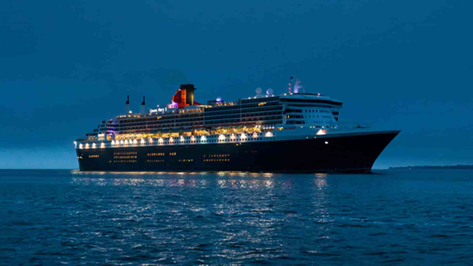 The Queen Mary 2 sailing on a transoceanic voyage.