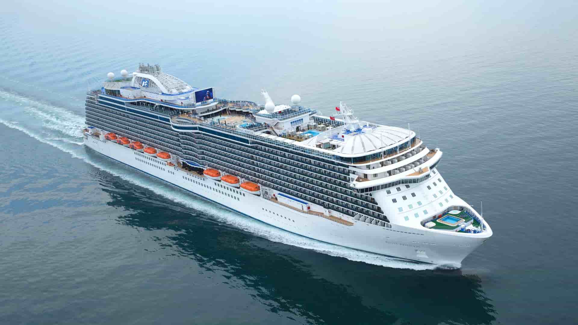 Regal Princess cruise ship exterior.