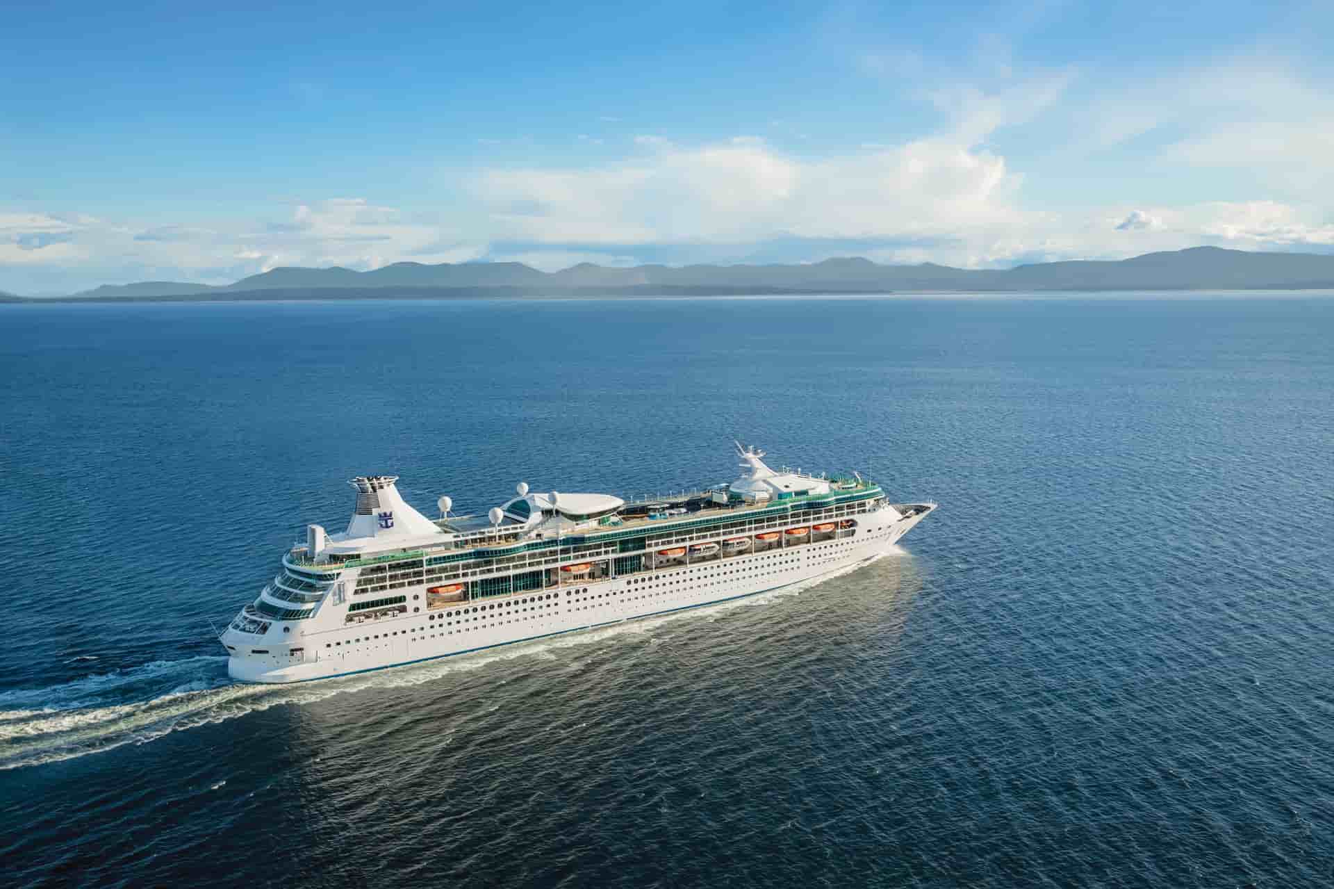 Royal Caribbean Rhapsody of the Seas ship exterior
