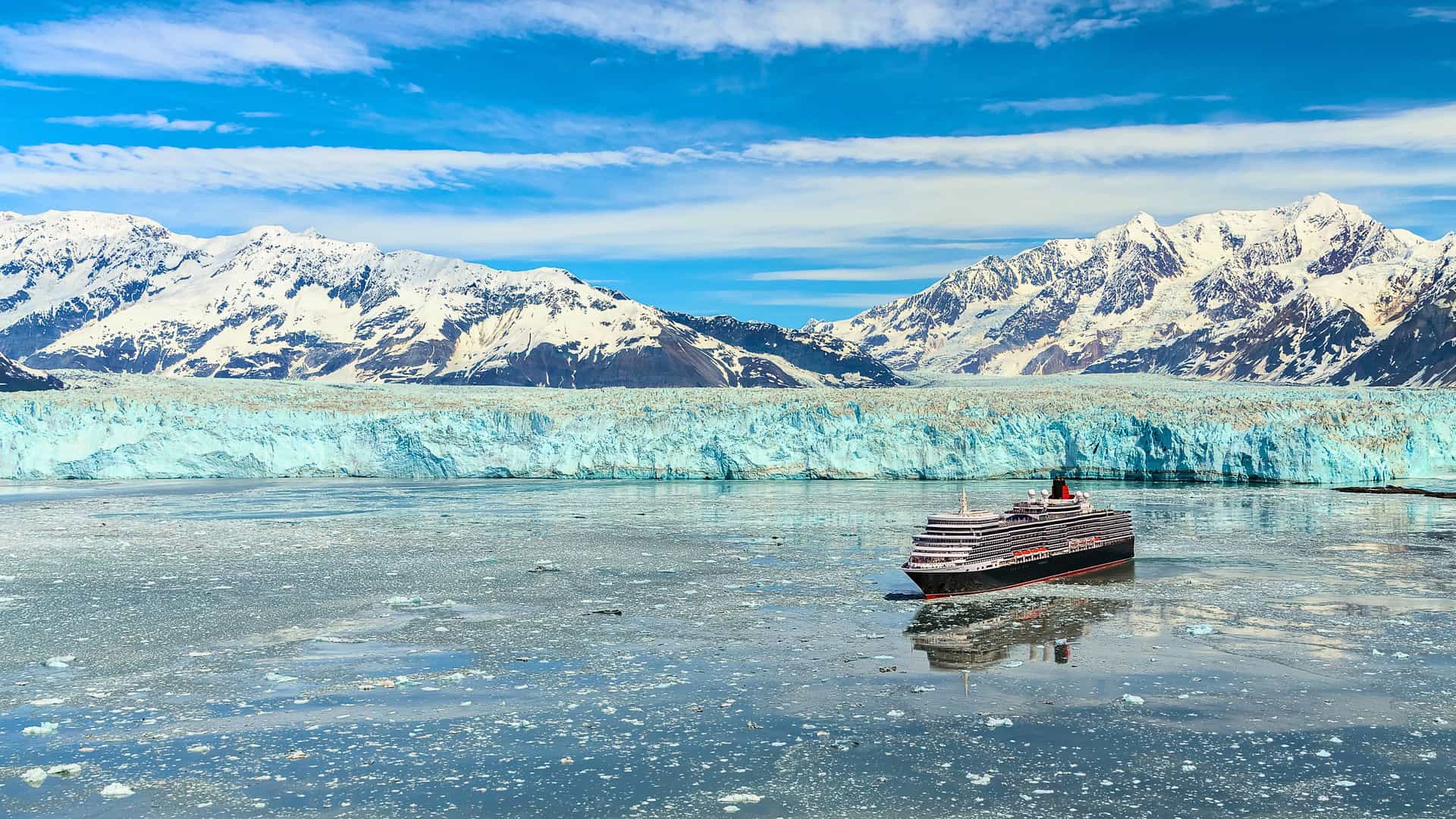Cunard Queen Elizabeth at Hubbard Glacier, Alaska.