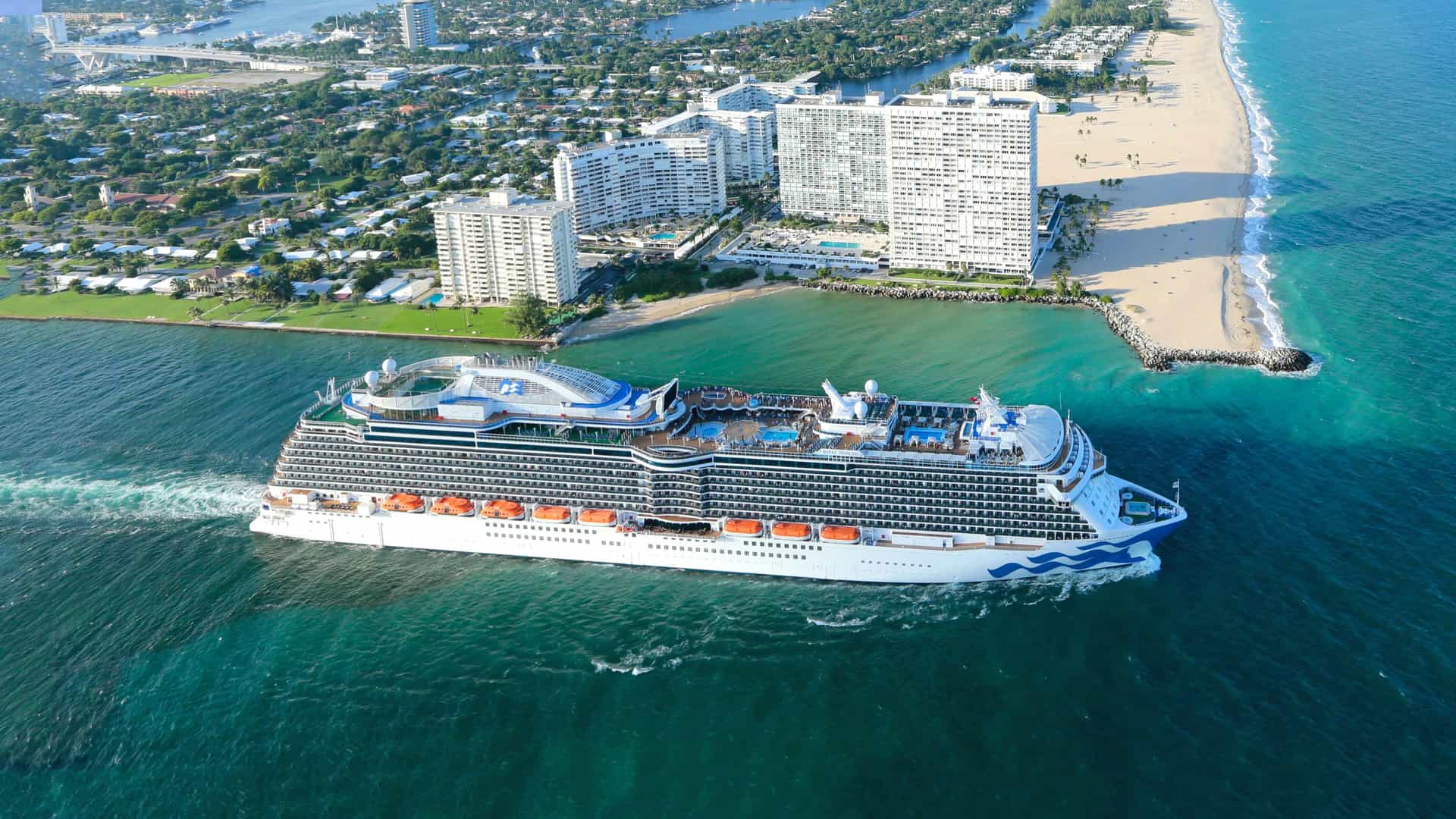 Royal Princess cruise ship exterior.