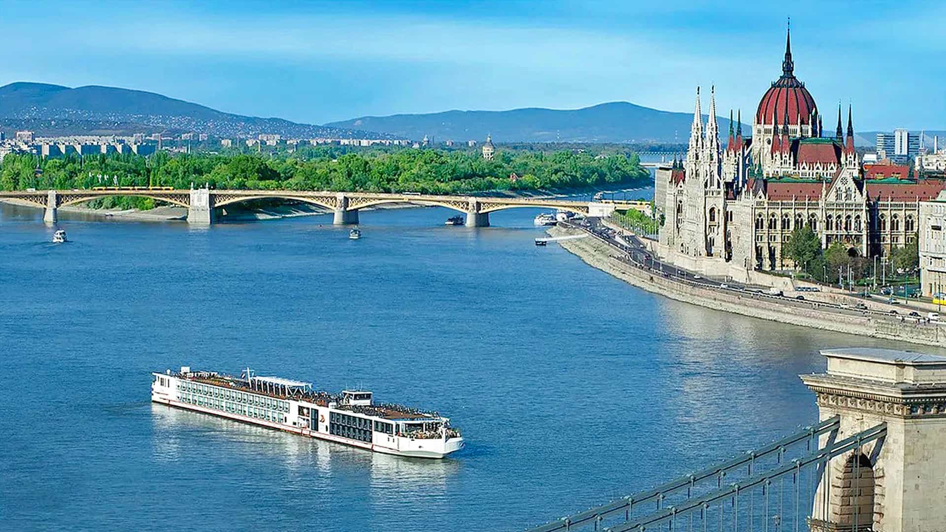 Viking Heimdal river cruise ship exterior.