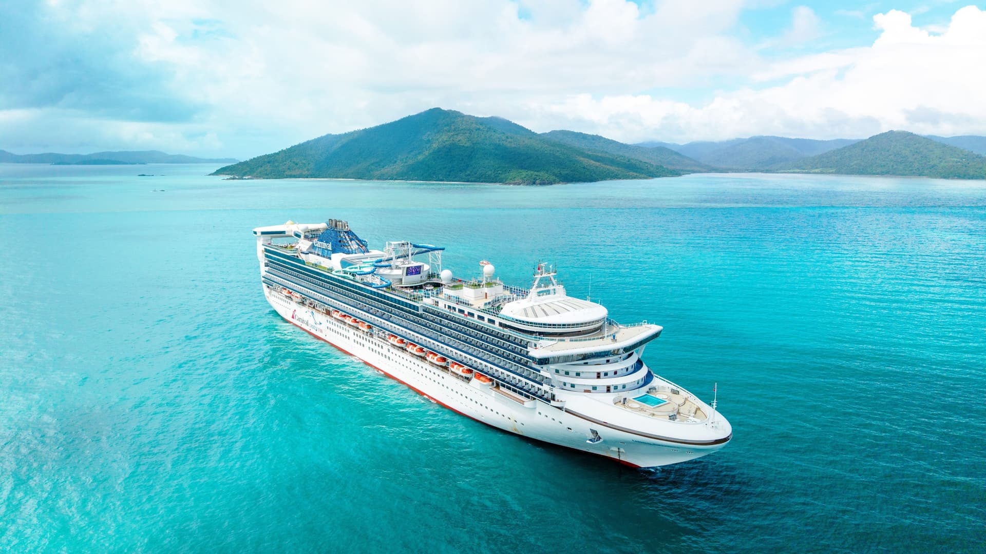 Carnival Cruise Line Encounter ship exterior.