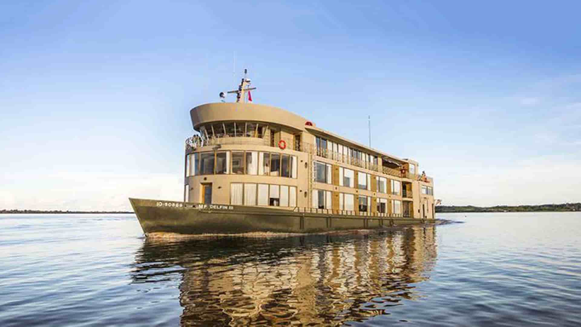 Avalon Waterways Delfin 3 river cruise ship exterior