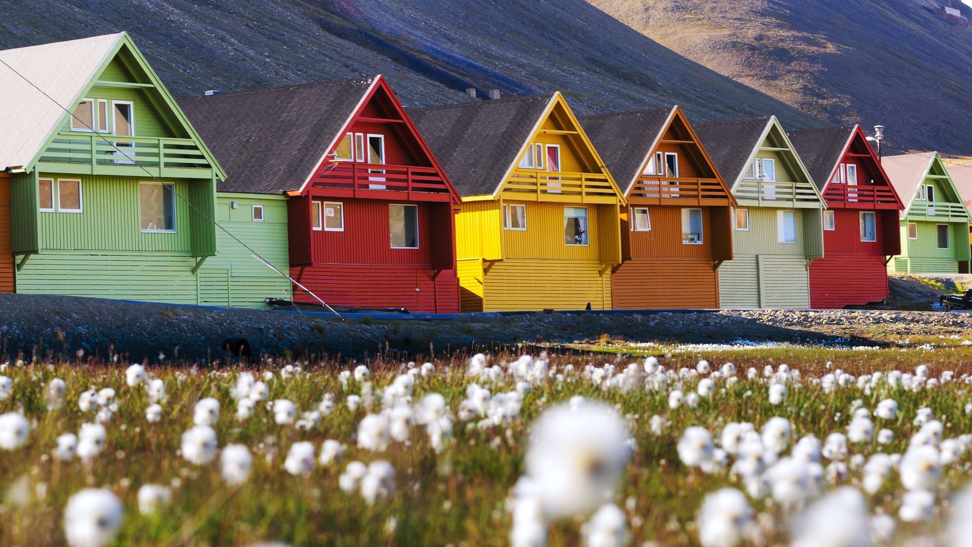 Colorful houses s in Longyearbyen.