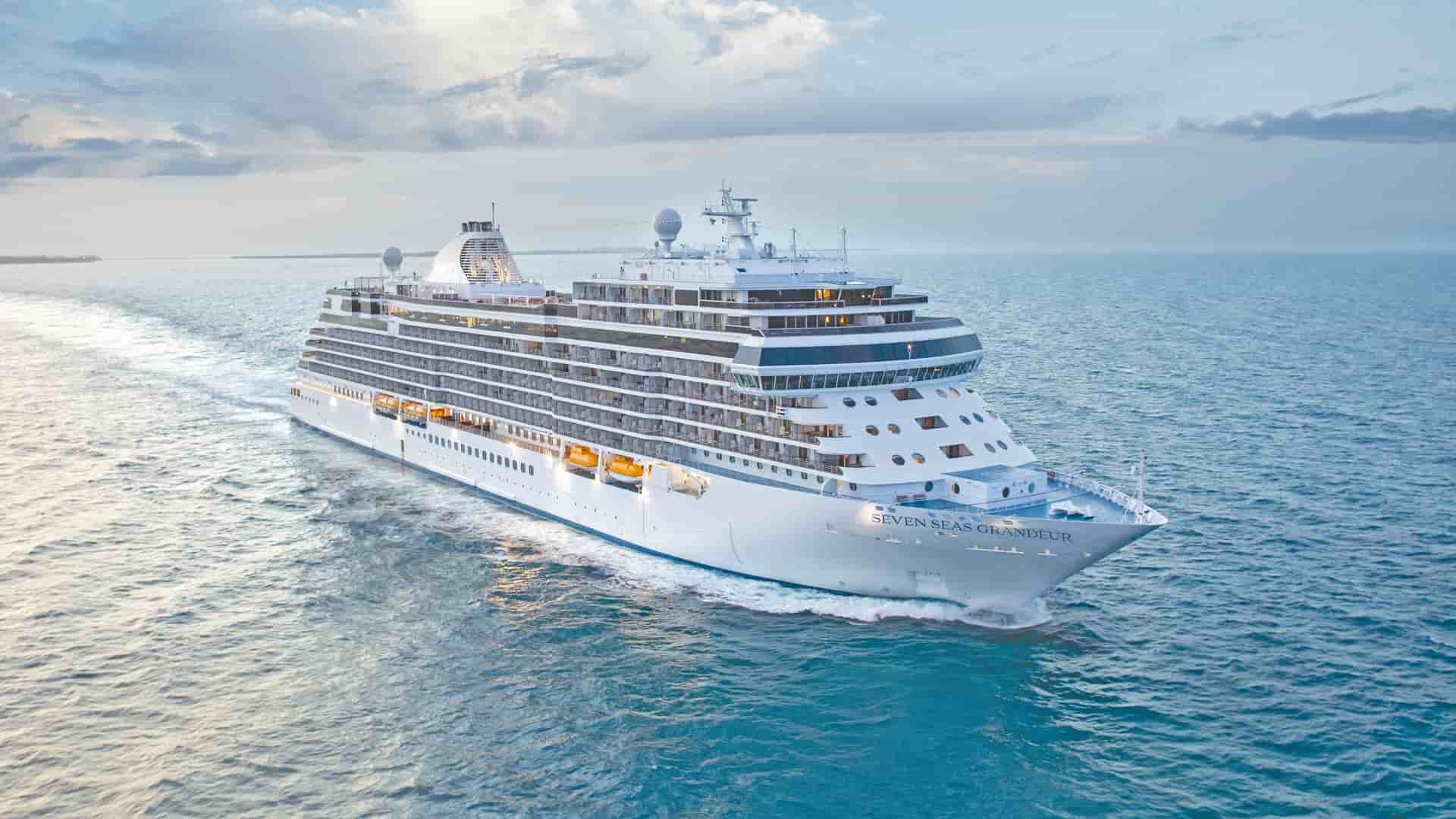 Regent Seven Seas Grandeur cruise ship exterior