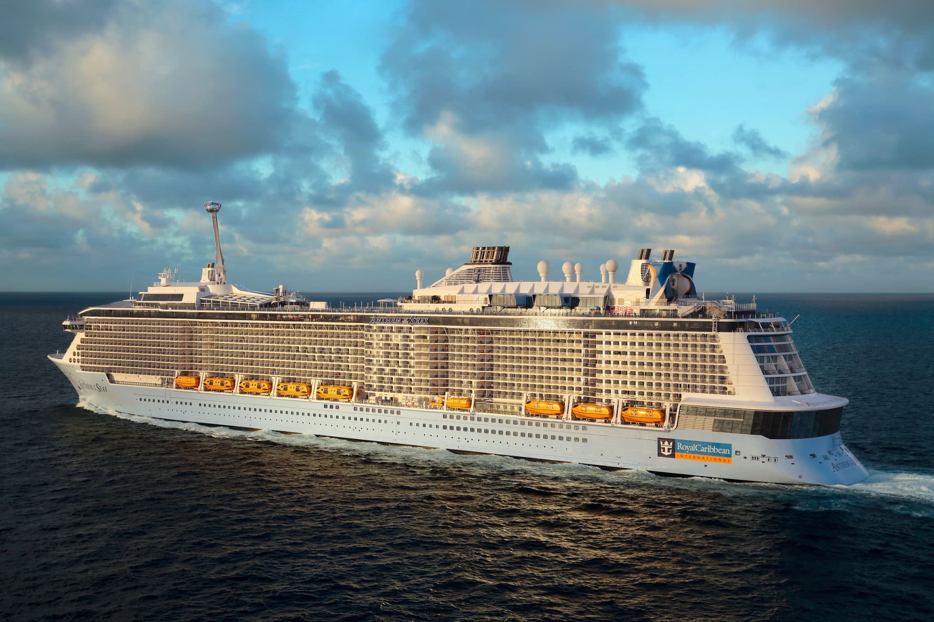 Royal Caribbean Anthem of the Seas ship exterior