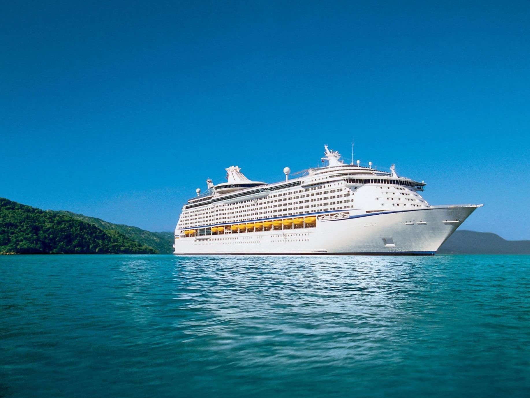 Royal Caribbean Explorer of the Seas ship exterior