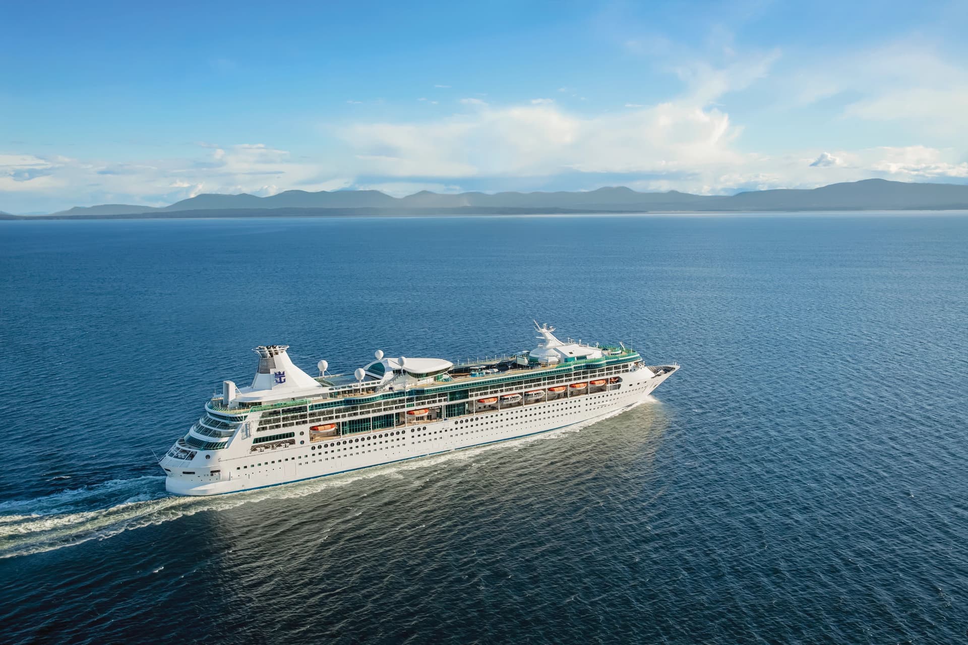 Royal Caribbean Rhapsody of the Seas ship exterior
