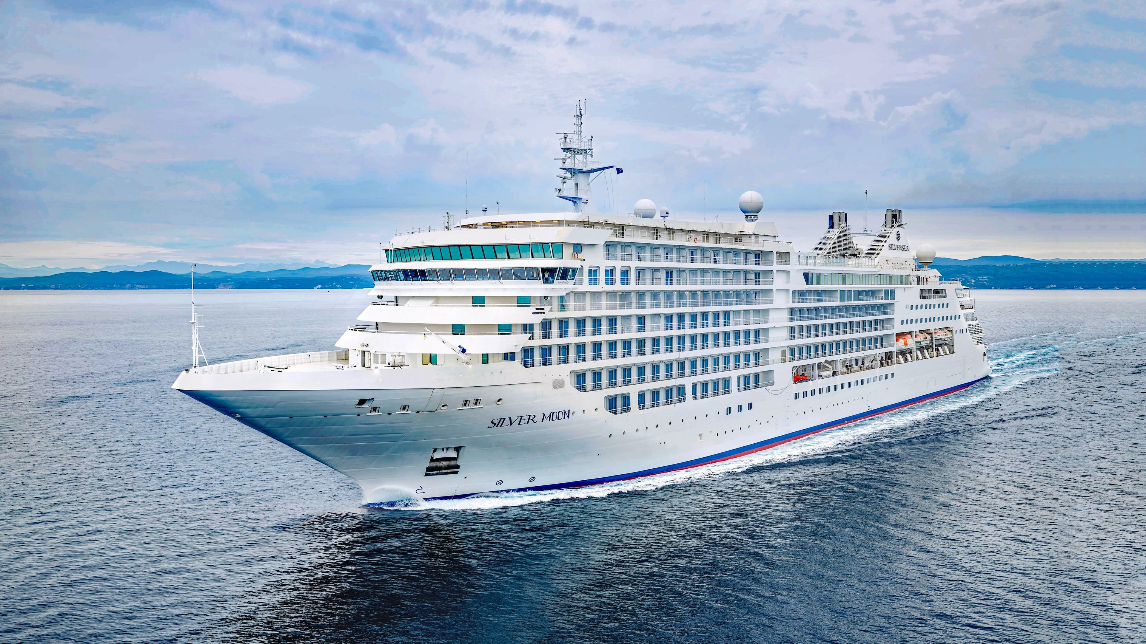 Silversea Cruises Silver Moon cruise ship exterior