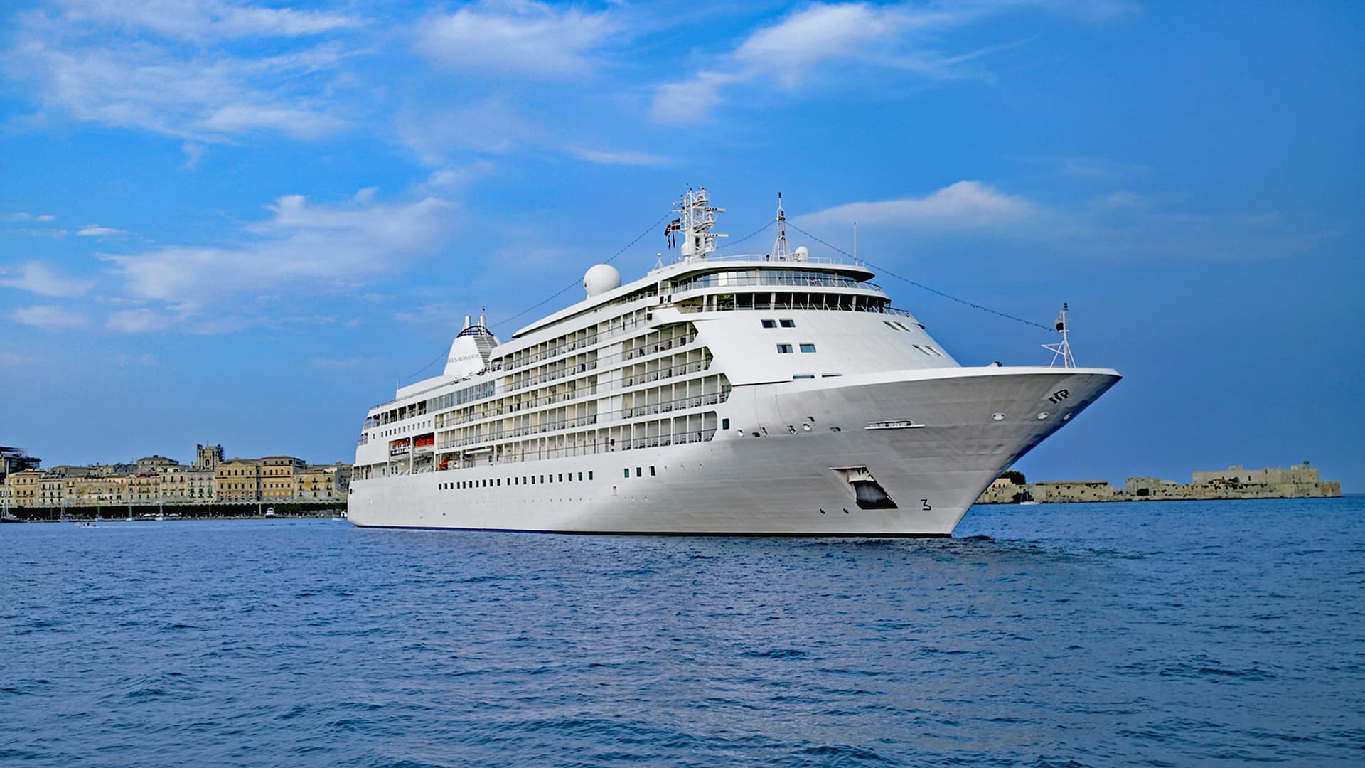 Silversea Cruises Silver Whisper cruise ship exterior
