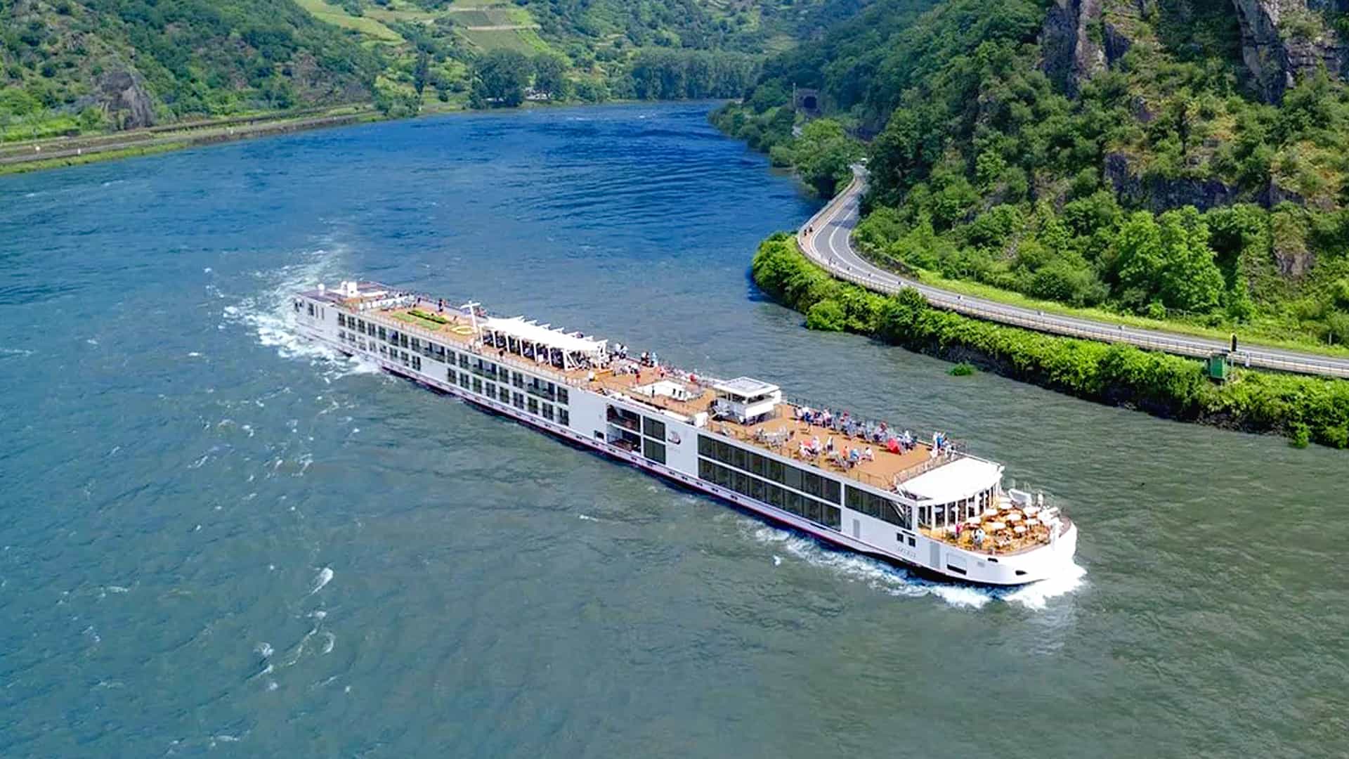 Viking Idi river cruise ship exterior.