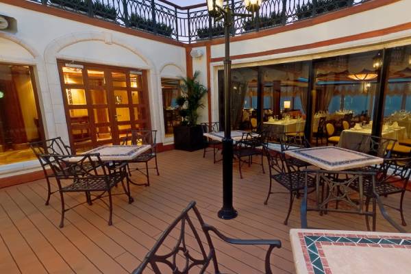 Queen and Princess Grill Courtyard