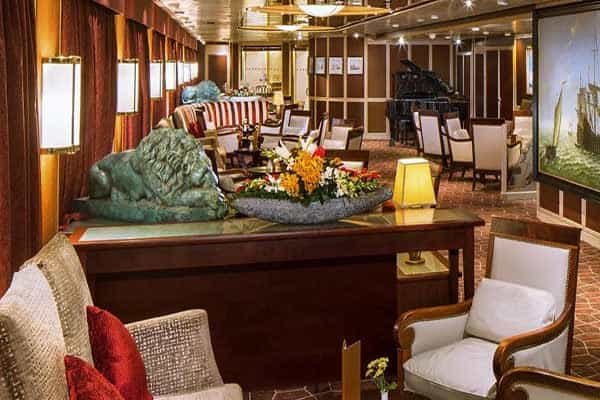 Explorer's Lounge