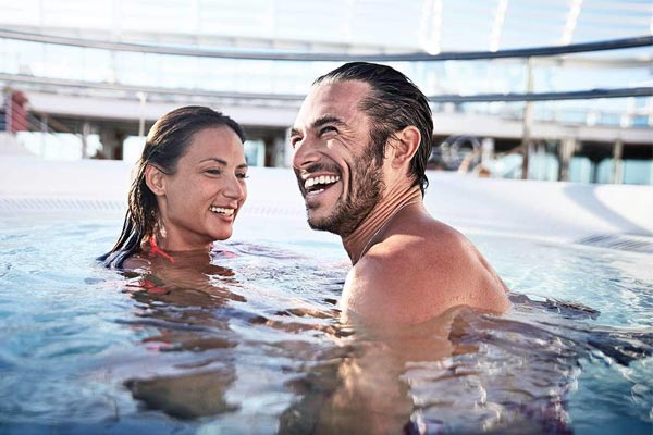 Freshwater Pools & Hot Tubs