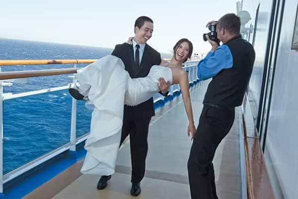 Photo & Video Gallery