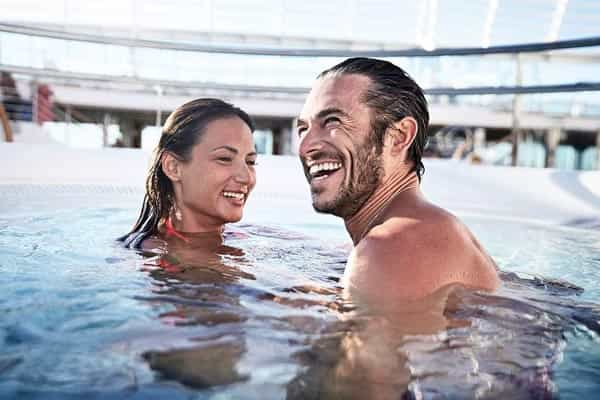 Freshwater Pools & Hot Tubs