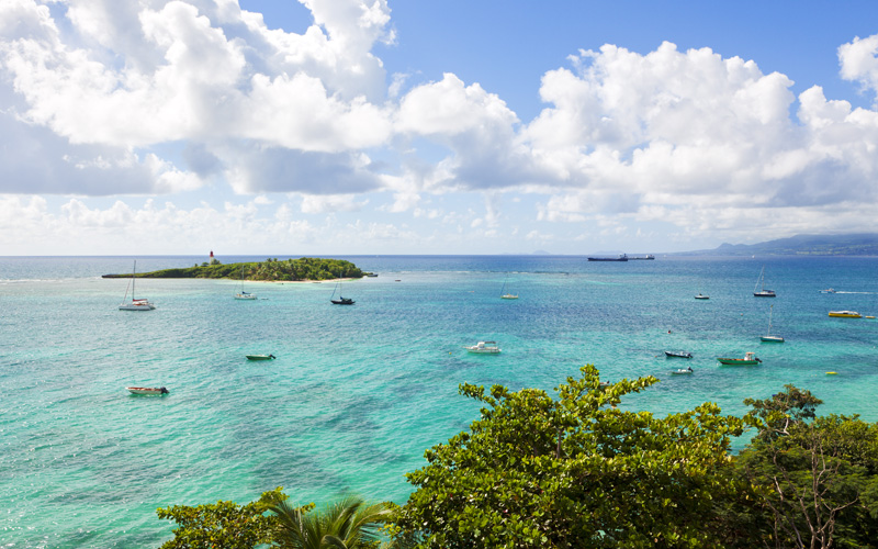 lesser antilles lines the island of san huberto In this case, the situation is a classic duopoly two shipping firms are in a price war over the market for containerized shipping to and from a small caribbean. lesser antilles lines the island of san huberto In this case, the situation is a classic duopoly two shipping firms are in a price war over the market for containerized shipping to and from a small caribbean.