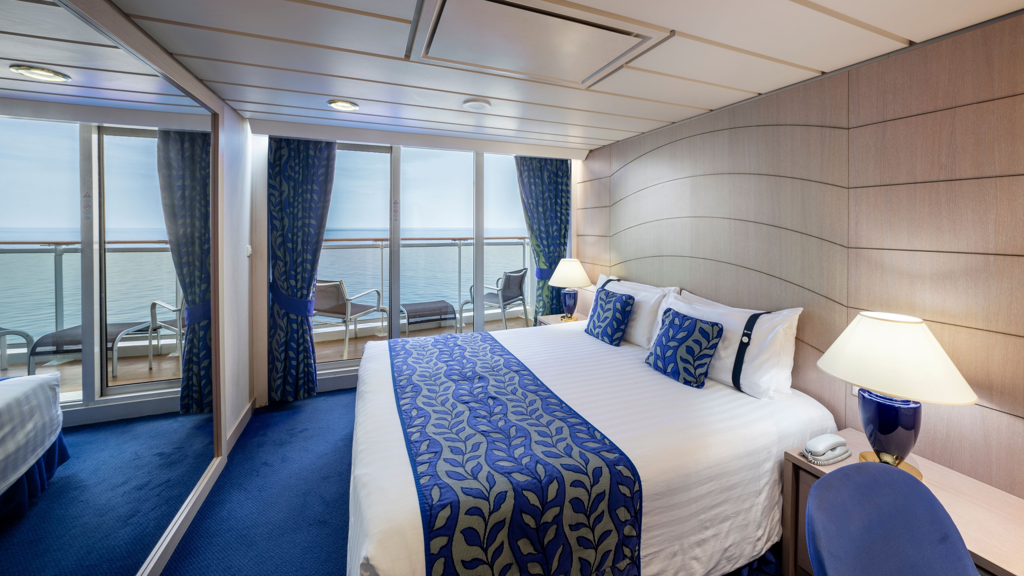 Deluxe Balcony Aurea