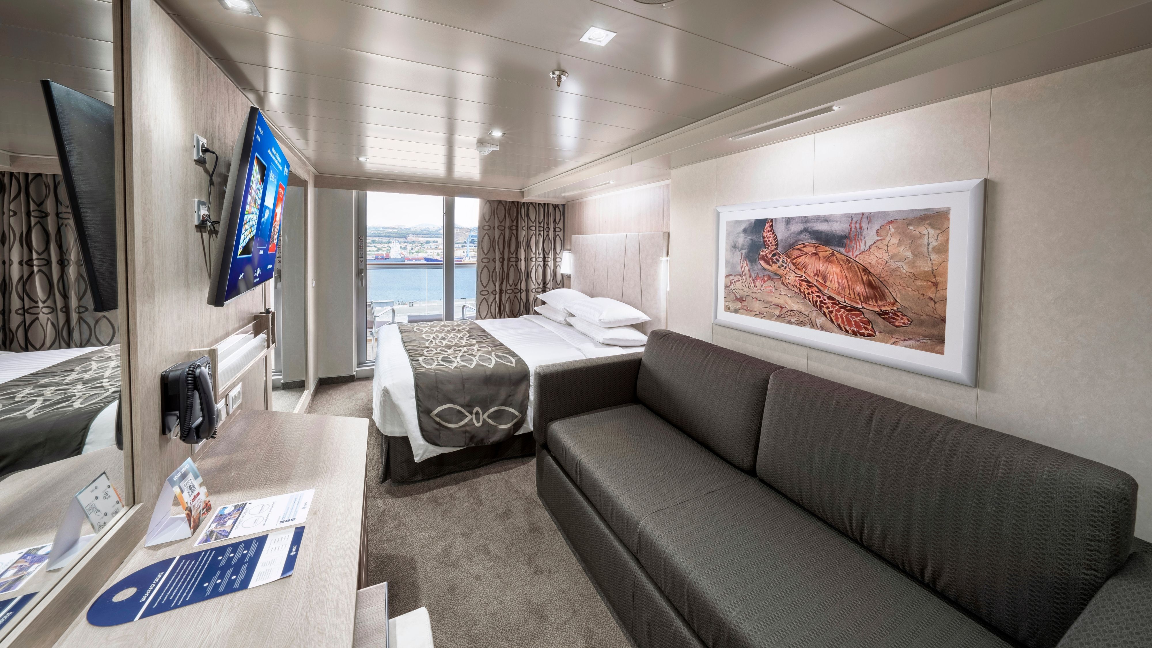 Deluxe Balcony Aurea